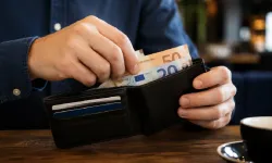 Hollanda'da temmuzda vatandaşın cebini etkileyecek değişiklikler