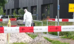 Hollanda'da karı koca evlerinde ölü bulundu, kızları gözaltına alındı