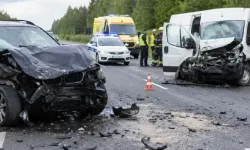 Gurbetçi ailenin dönüş yolculuğu faciayla sonuçlandı: Dört kişi hayatını kaybetti