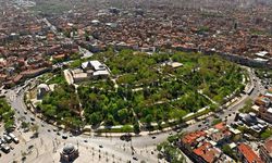 Taş Bir Kapının Anlattığı Yüzyıllık Ustalık