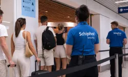 Amsterdam Schiphol'de güvenlik kontrollerinde eylem: Uzun kuyruklar oluşacak
