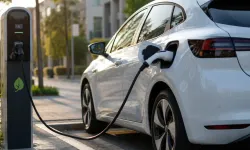 Fransa’da elektrikli araç alacaklara 5500 euroya kadar devlet desteği