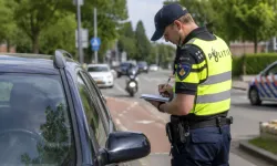 Hollanda’da direksiyon başında yapılan bu hatanın cezası 450 euro