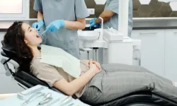 Belçika’da her 3 kişiden biri maddi nedenlerle dişçi randevusunu erteliyor