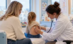 Hollanda’da aile hekimleri çocukların sağlığı için devlete dava açacak