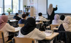 Hollanda’da kamu ve Hristiyan okulları azalırken İslami ilkokulların sayısı artıyor