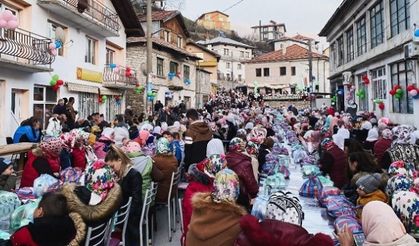 YTB’den Bulgaristan’ın Ribnovo köyünde iftar yemeği