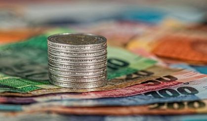 Hollanda’da yetkililerden evde nakit bulundurma konusunda yeni uyarı