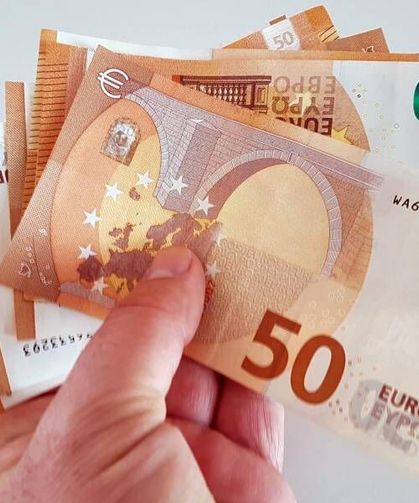 Fransa’da sosyal yardımlar 1 Nisan’dan itibaren artıyor