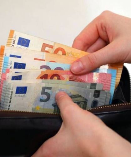 Fransa'da düşük gelirli çalışanlara ödenen aktivite primi 1 Nisan'da artıyor