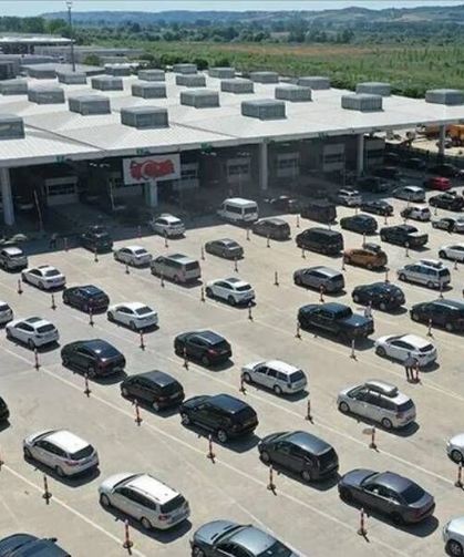 Türkiye'ye kara sınır kapılarından 1 milyon 130 bin gurbetçi giriş yaptı