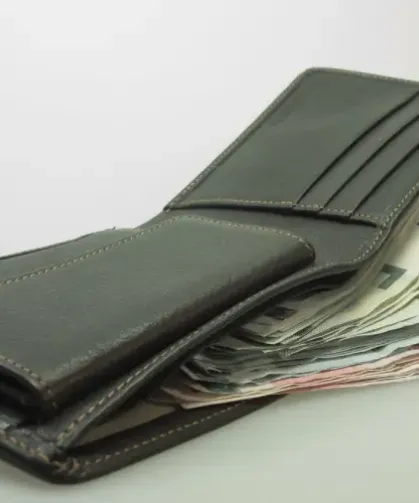 Almanya’da nafaka ödemeyenlerin ehliyete el konulacak