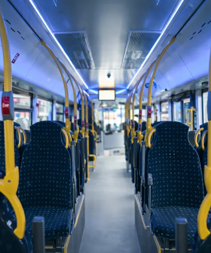 Almanya’da 15 yaşındaki genç, sevgilisini okula götürmek için otobüs çaldı