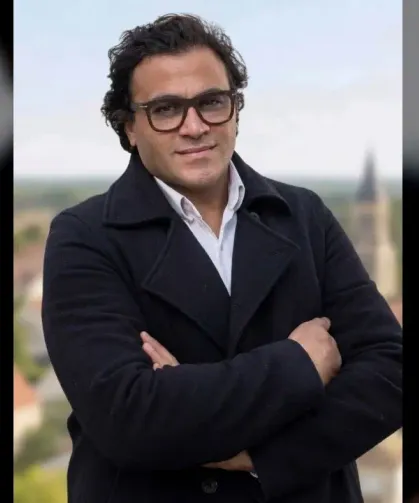 Fransa’da Fontenay-en-Parisis Belediye Başkanı Hasan Karadağ oldu