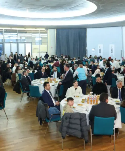 YTB Köln’de çocuklar ve ailelerle ramazan sofrasında buluştu