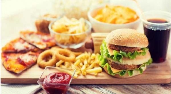 Hollanda'da hükümet okul çevresindeki fast food zincirlerinin artışını engellemek istiyor
