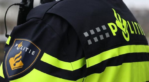 Hollanda’da TIR içinde 5'i çocuk, 18 kaçak Türk yakalandı!