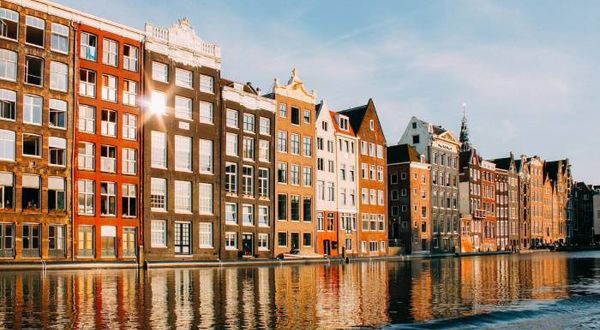 Amsterdam'da sosyal konut arayanlar için yeni puan sistemi