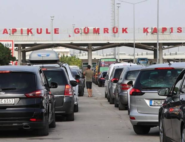 Türkiye’ye gidecek gurbetçilere araç sigortası rehberi