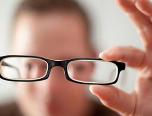2050’de dünya nüfusunun yarısı gözlük takacak