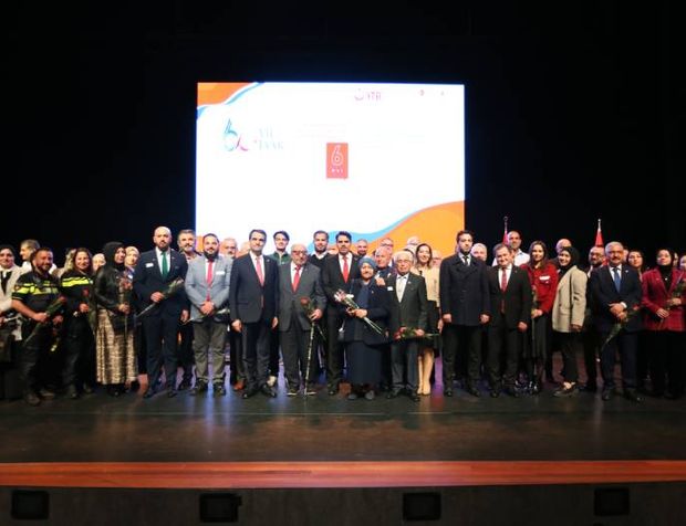YTB Başkanı Eren: Hollanda’daki Türk toplumunun 60 yılı adeta bir başarı hikayesi