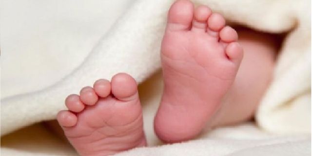 Avusturya’da evde sünnet edilmek istenen 17 günlük bebek, aşırı doz narkozdan hastanelik oldu