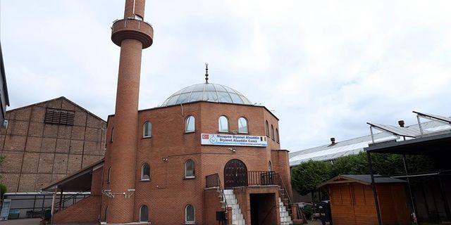 Belçika'da bir caminin yanında tarihi dinamit sandığı çıktı! Cami geçici süreyle kapatıldı