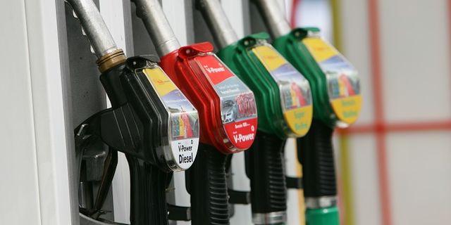 Hollanda'da benzinin litre fiyatı 2,20 euroya çıktı