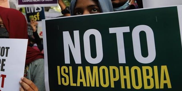 Avrupa'da Müslüman karşıtlığı bizzat siyasetçiler tarafından büyütülüyor