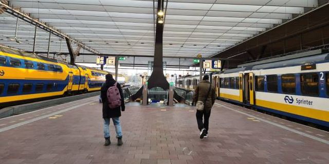 Hollanda’da bugünden itibaren bu güzergahlarda daha az tren seferi yapılacak
