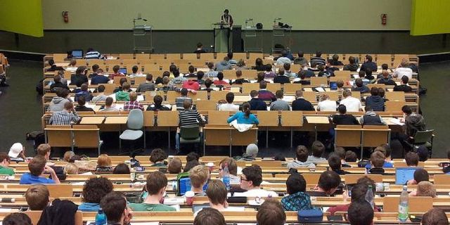 Hollanda’da hükümetten üniversitelere yabancı öğrenci alımını durdurun çağrısı