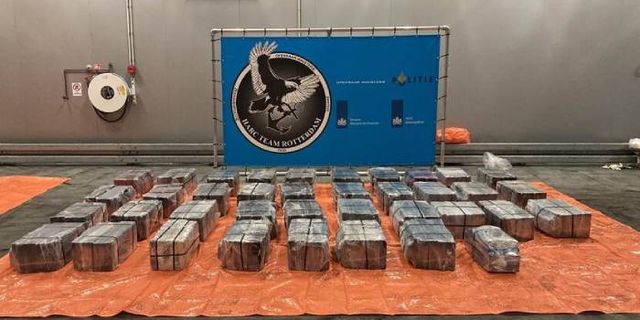 Hollanda’nın Vlissingen limanında 1 ton 279 kilogram kokain yakalandı