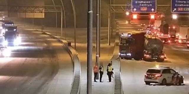 Hollanda’da kar yağışı ve buzlanma kazalara neden oldu