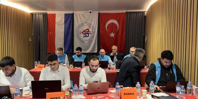 Hollanda'da ‘Türkiye İçin El Ele’ kampanyası: Bağış miktarı 5 saatte 2 milyon euroyu aştı