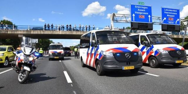 Hollanda’nın Den Haag kentinde acil durum ilan edildi
