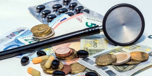 Hollanda'da sağlık sigortası primi yükselen maliyetler nedeniyle aşırı artacak