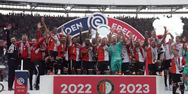 Feyenoord lig bitmeden şampiyonluğunu ilan etti
