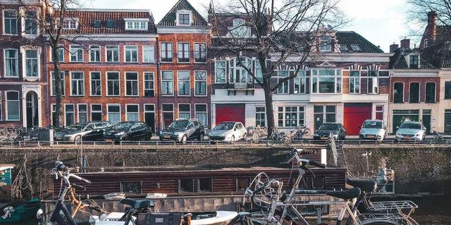Hollanda'da konut fiyatları düşmeye devam ediyor