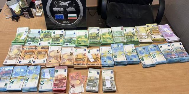 Hollanda’dan Türkiye’ye giden tırda 200 bin euro nakit para ele geçirildi