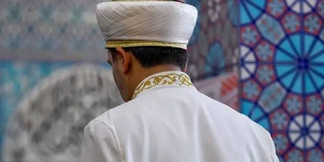 Hollanda'da imam eğitimi verilmesi için karar alındı