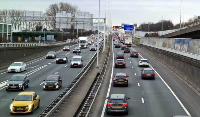 Hollanda'da yol vergisine zam: En yüksek vergi Güney Hollanda Eyaletinde