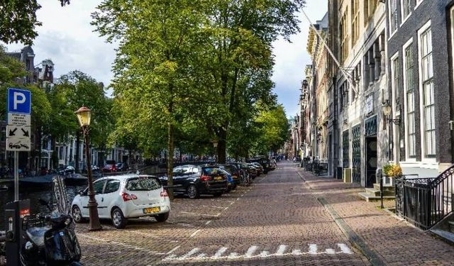 HOLLANDA