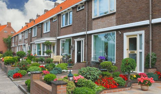 Hollanda’da Meclis özel sektör konutlarının kirasını düşürecek düzenlemeye onay verdi