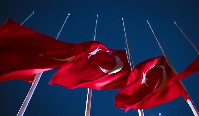 Türkiye'de 3 günlük milli yas ilan edildi