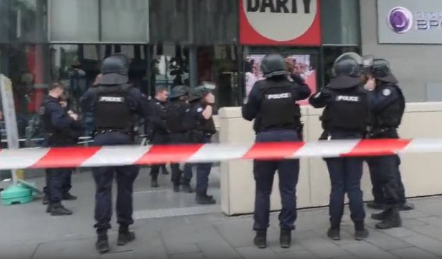 Fransa'da trende tekbir getiren bir kadın polis tarafından vuruldu