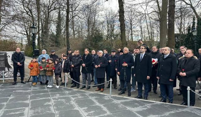 Hocalı Katliamı’nın kurbanları Hollanda’nın Den Haag kentinde anıldı