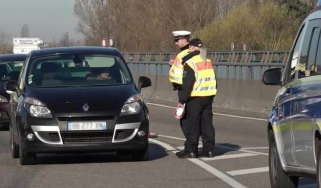 Almanya’nın sınır kontrolleri kararı, Hollanda ve Avusturya'da tepkiyle karşılandı