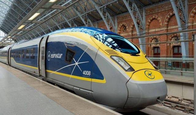 Amsterdam-Londra Eurostar treninde pasaport kontrolü için Brüksel'de inmeye son