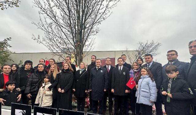 Amsterdam’da 10 Kasım’da Atatürk’e Minnet ve Saygı Töreni Düzenlendi