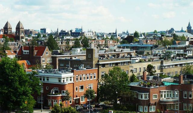 Amsterdam’da sosyal yardım alanlar artık odalarını kiraya verebilecek